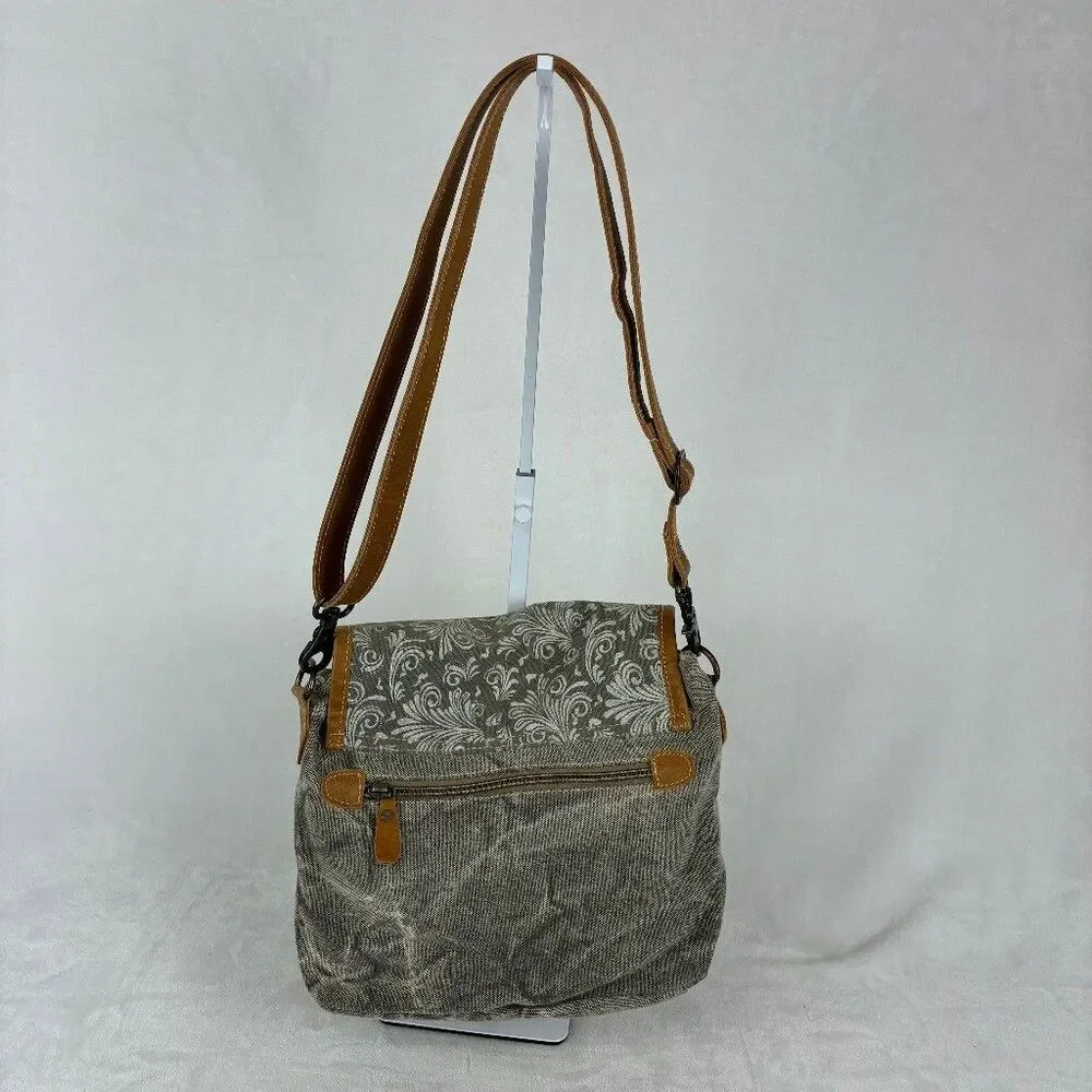 Myra Bag scroll swivel